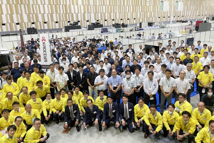 お客様や社員との親睦を深める展示会・感謝の夕べ