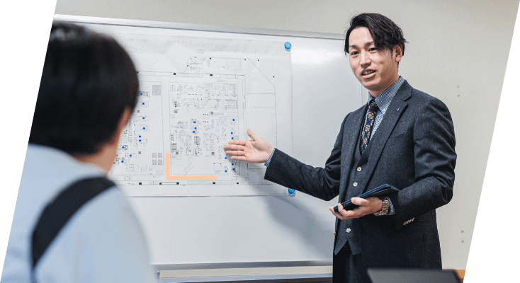 積み重ねた実績と新しい技術・情報で、お客様の長期的な成長を支援します。